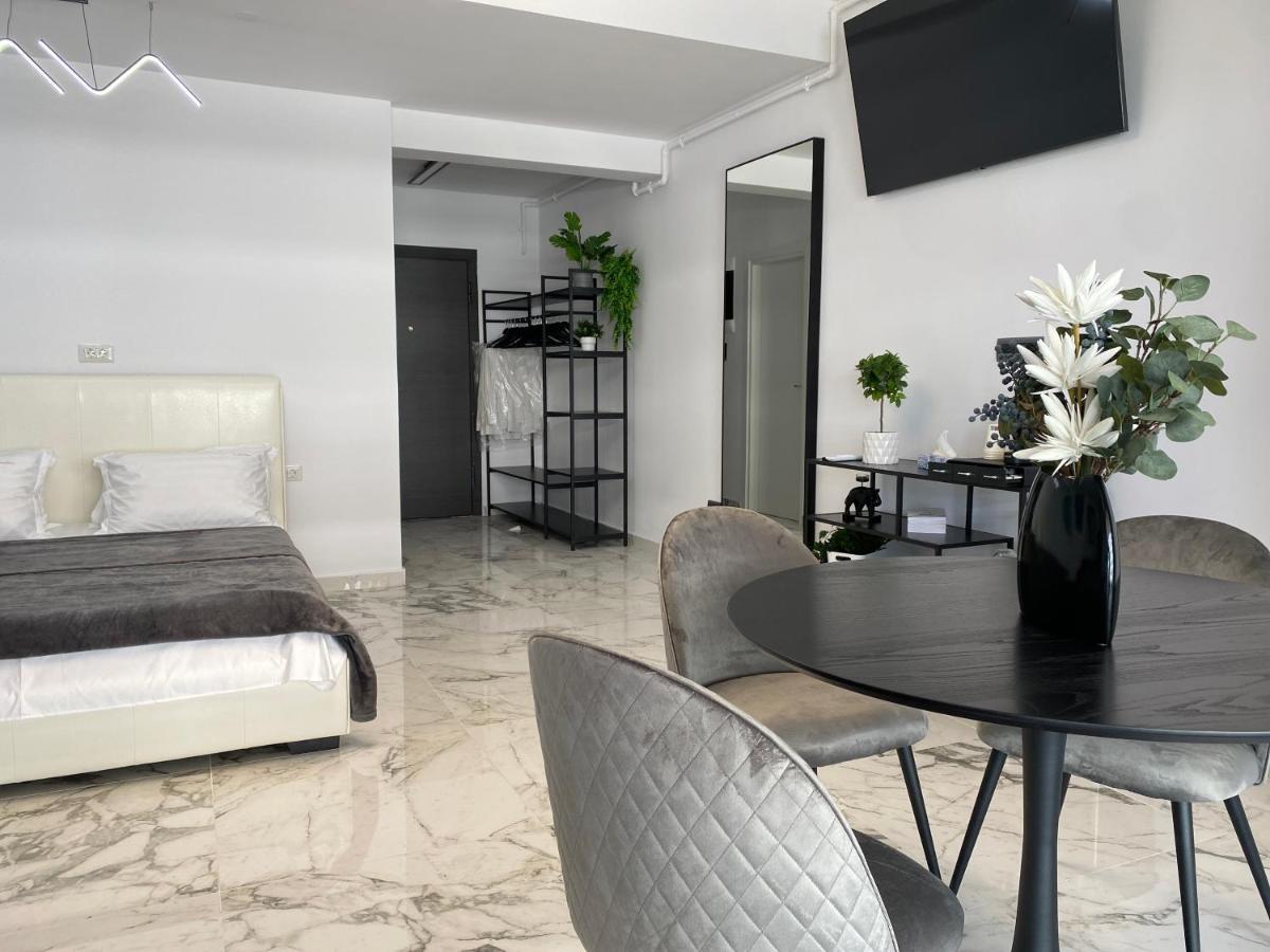 Ferienwohnung Eva Del Mar - Sea View - Mamaia Nord Exterior foto